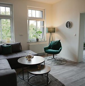 Neu! Design Apartment Mit Grill & Balkon - Kingsize - Kaffee - Netflix In Allen Schlafzimmern Magdebourg Exterior photo