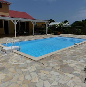 Villa Magnifique piscine&jardin Baie-Mahault Exterior photo