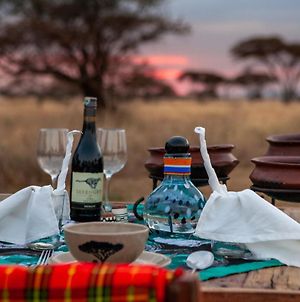 Villa Mawe Tented Camp à Serengeti Exterior photo