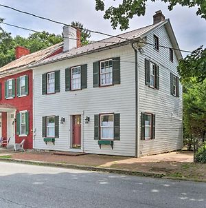 Historic Townhome In Downtown Shepherdstown! Exterior photo