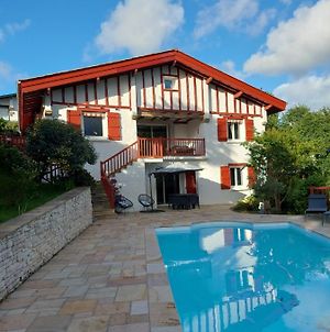 Chambre d'hôtes avec piscine au calme dans maison Basque Ascain Exterior photo