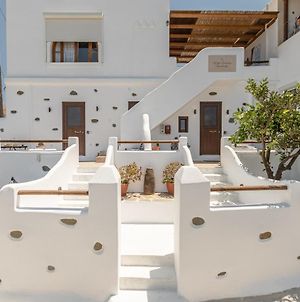 White Luxurious Apartments II Glinado Naxos Exterior photo