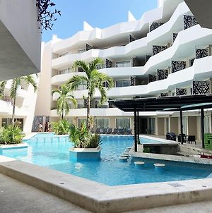 Studio W/Rooftop Pool Only 2 Mins From The Beach Playa del Carmen Exterior photo