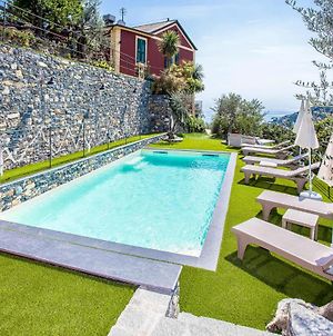 Beautiful Home In Recco With Outdoor Swimming Pool, Wifi And 6 Bedrooms Exterior photo