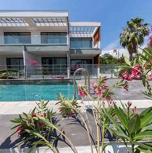 Modern Apartment Near Beach With Central Location In Bodrum Gümbet Exterior photo
