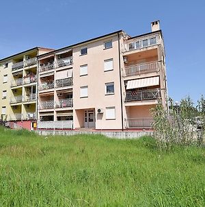 Apartments With A Parking Space Pula - 16333 Exterior photo