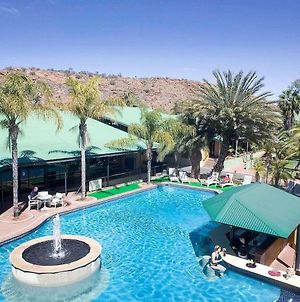Mercure Alice Springs Resort Exterior photo