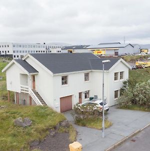4 Bedroom House / Capital / Cheerful /Nature Tórshavn Exterior photo