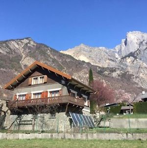 Villa Maison rénovée aux pieds des cols, de la Vanoise et des stations de ski à Saint-Julien-Mont-Denis Exterior photo