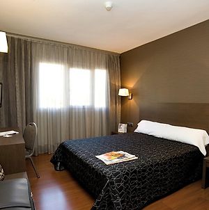 Hotel Cisneros Alcalá de Henares Room photo
