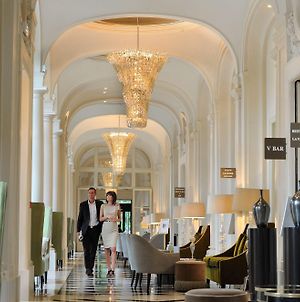 Hôtel Waldorf Astoria Versailles - Trianon Palace Interior photo