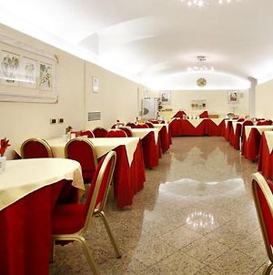 Hotel Terminal Milan Restaurant photo