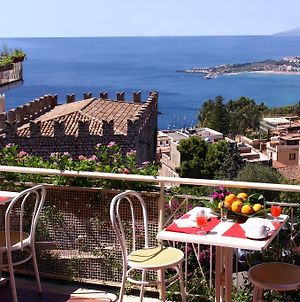 Hotel Mediterranée Taormine Exterior photo