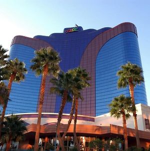 Rio All-Suite Hotel & Casino Las Vegas Exterior photo