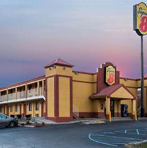 Motel Super 8 By Wyndham Indianapolis Exterior photo