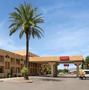 Hôtel Ramada By Wyndham Tucson Airport Exterior photo