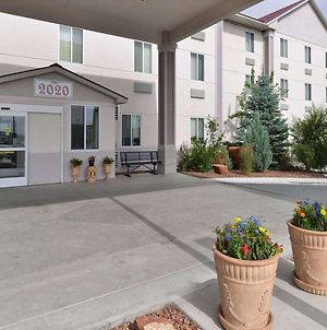 Comfort Inn & Suites Riverton Exterior photo