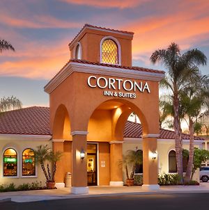 Cortona Inn And Suites Anaheim Resort Exterior photo