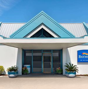 Hôtel Baymont By Wyndham Daytona Beach/Intl Speedway Exterior photo