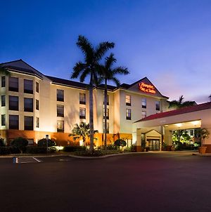 Hampton Inn & Suites Fort Myers Beach/Sanibel Gateway Exterior photo