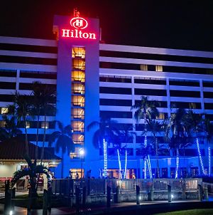 Hôtel Hilton Palm Beach Airport à West Palm Beach Exterior photo