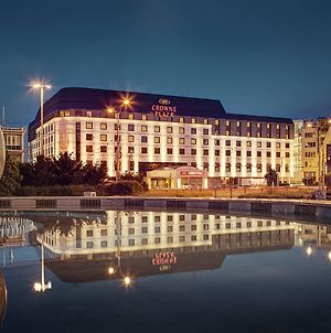 Hôtel Crowne Plaza Bratislava Exterior photo