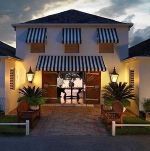 Round Hill Hotel & Villas Montego Bay Exterior photo