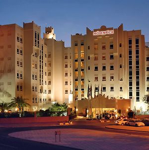 Movenpick Hotel Doha Exterior photo
