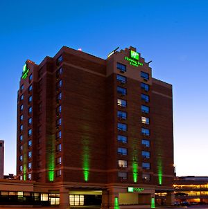 Holiday Inn & Suites Winnipeg Downtown, An Ihg Hotel Exterior photo