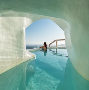 Cocoon Suites Santorini Island Exterior photo