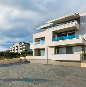 Apartments With A Parking Space Novalja, Pag - 11775 Exterior photo