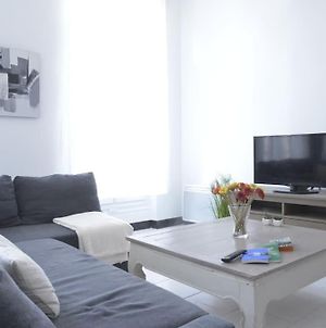 Appartement Joli T2 refait à neuf, lumineux et accessible à Marseille Exterior photo