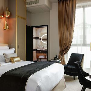 Niepce Paris Hotel, Curio Collection By Hilton Exterior photo