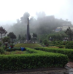Yang'S Inn Darjeeling  Exterior photo