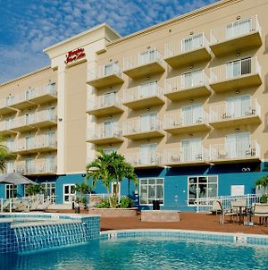 Hampton Inn & Suites Ocean City Exterior photo