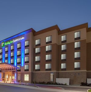 Holiday Inn Express & Suites Ottawa East - Orleans Exterior photo