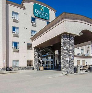 Quality Inn & Suites Grand Prairie Grande Prairie Exterior photo