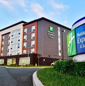Holiday Inn Express & Suites St John'S Airport Saint-Jean de Terre-Neuve Exterior photo