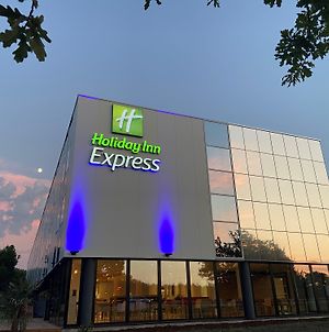 Holiday Inn Express Arcachon - La Teste Exterior photo