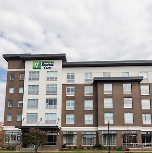 Holiday Inn Express&Suites - Columbia Downtown â The Vista Exterior photo