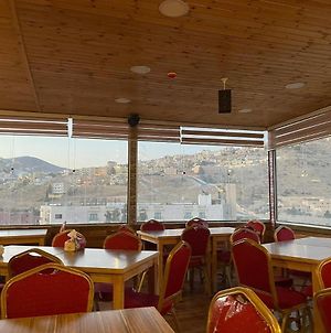 Petra Cabin Inn Hostel&Resturant Wadi Musa Exterior photo