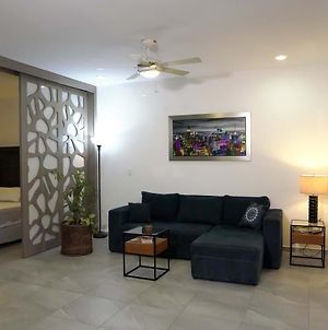 Cozy Downtown Condo With Pool And Gym Playa del Carmen Exterior photo