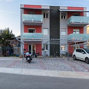 Apartments And Rooms With Parking Space Grebastica, Sibenik - 17831 Exterior photo