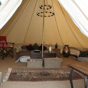 Home Farm Glamping Camping And Caravan Site Bell Tent 7 High Wycombe Exterior photo
