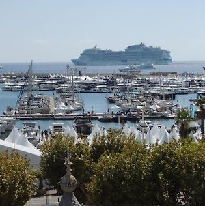 ACCI Cannes Marina Exterior photo