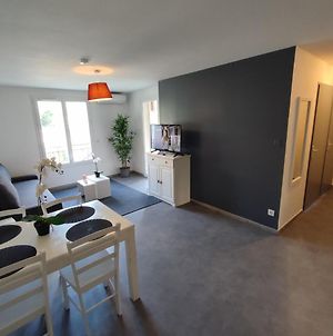 Appartement Douceur du Verdon- Climatisé avec Piscine, Parking à Gréoux-les-Bains Exterior photo