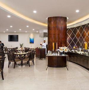 Savoy Suites Hotel Apartments Dubaï Exterior photo