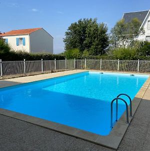 T2 en résidence avec piscine proche île madame et océan Port-des-Barques Exterior photo