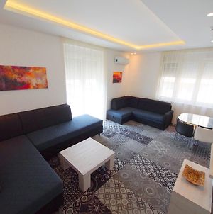 Luxury Apartments Belgrade Room photo