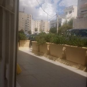Appartement Yesvic à Tunis Exterior photo